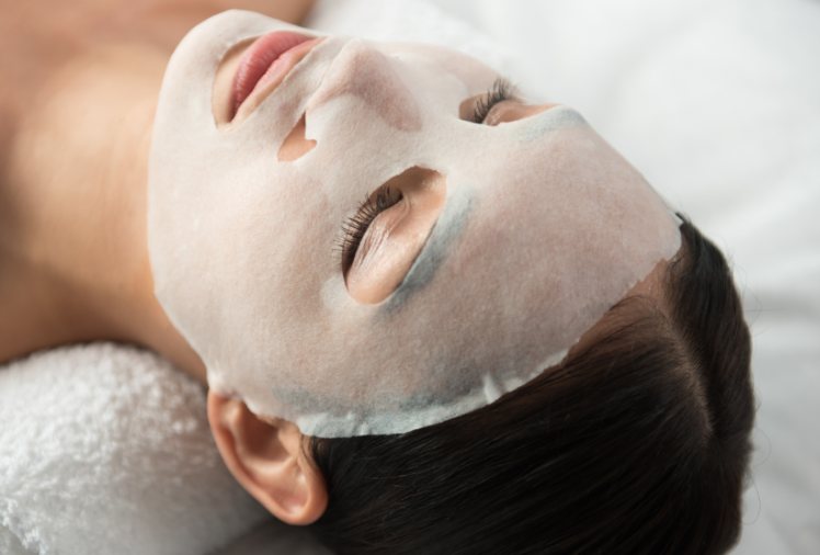 Facial con Velo de Peptide